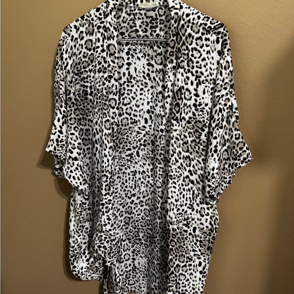 Leopard Print Women's Kimono